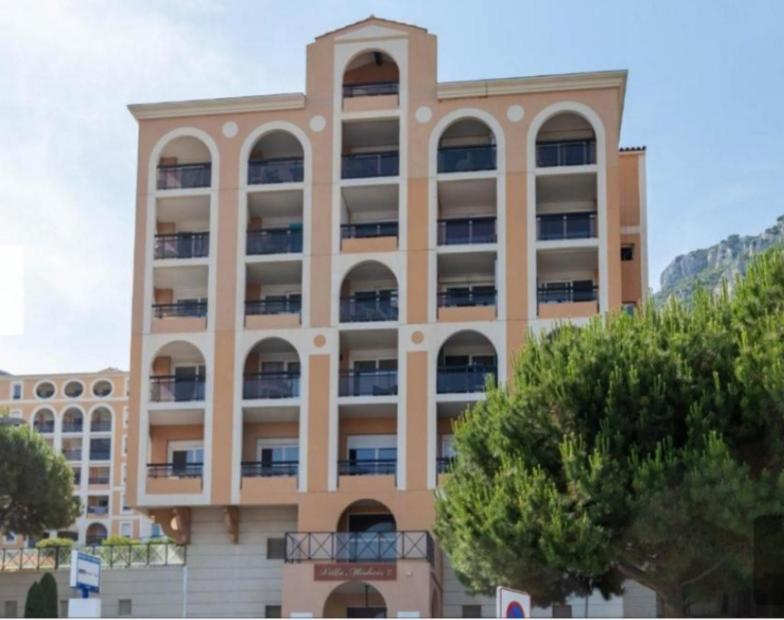 Direct Monaco 2 Pieces Devant Piscine *